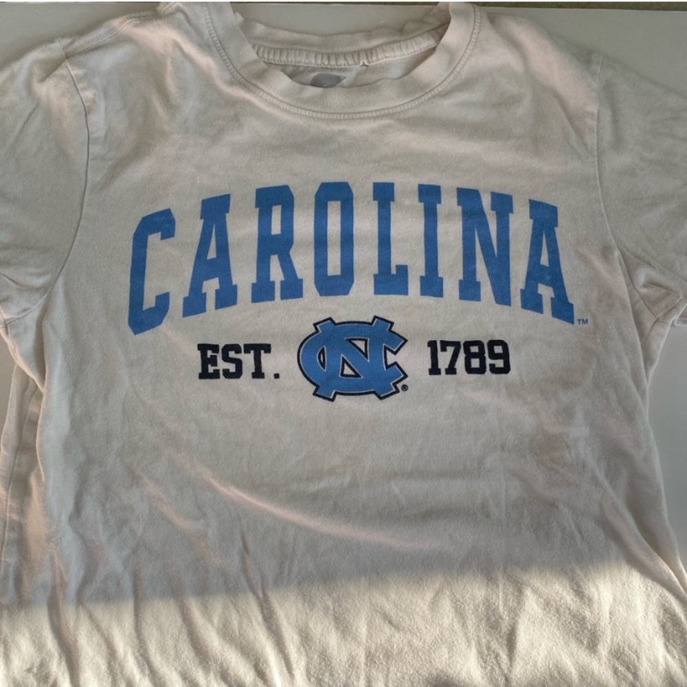 youth small unc shirt